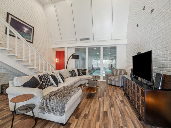 5407 John Dreaper Drive, Houston TX 77056