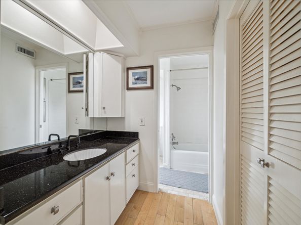 5407 John Dreaper Drive, Houston TX 77056