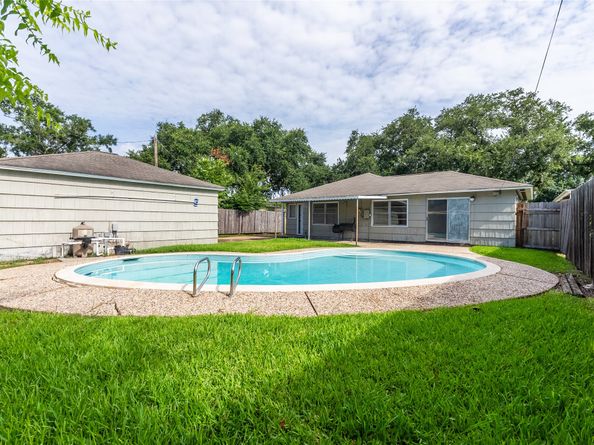 7734 El Rancho Street, Houston TX 77087