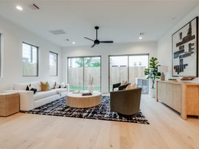 2628 PECKHAM Street, Houston TX 77098