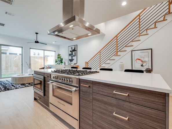 2628 PECKHAM Street, Houston TX 77098