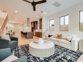 2628 PECKHAM Street, Houston TX 77098