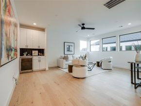 2628 PECKHAM Street, Houston TX 77098