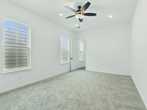 9902 Clark Road F, Houston TX 77076