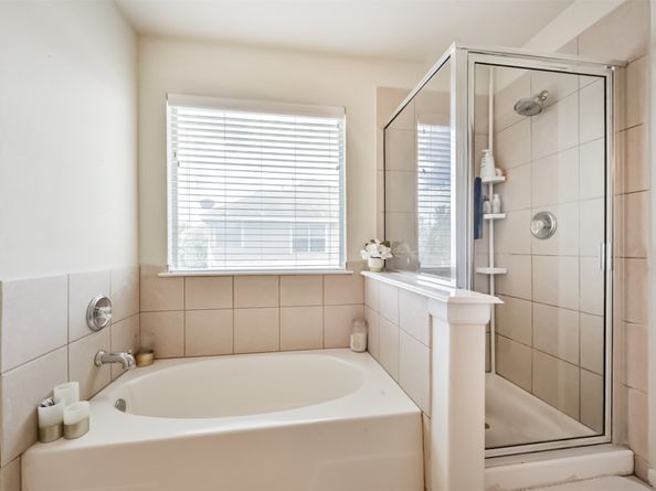 6103 Yorkglen Manor Lane, Houston TX 77084