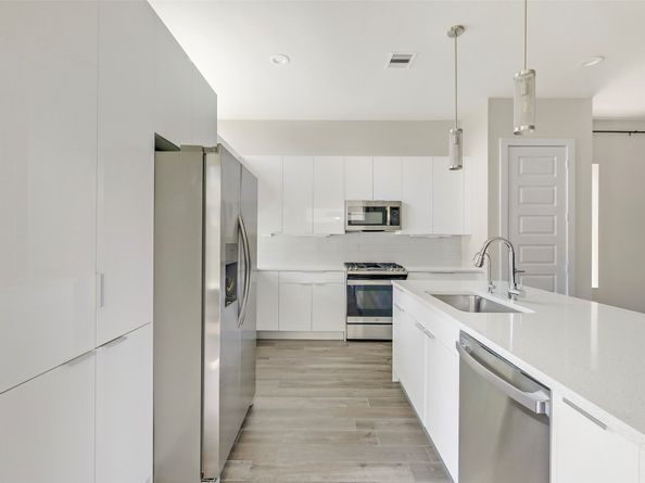 5710 Pampero Lane, Houston TX 77092