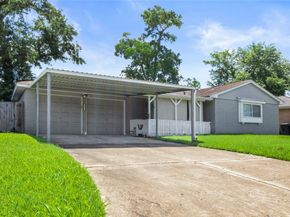 826 Ivyhollow Drive, Channelview TX 77530