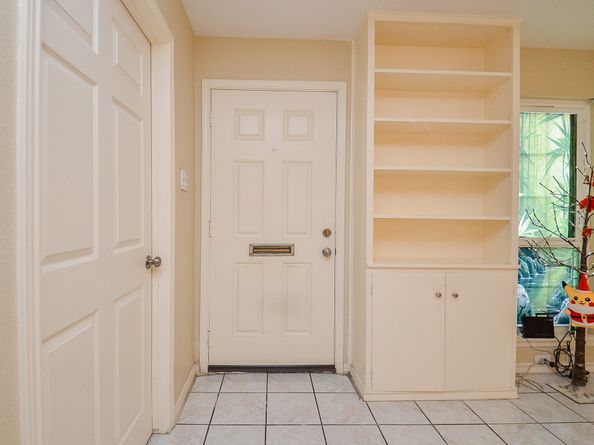 2681 Marilee Lane, Houston TX 77057