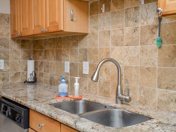 2681 Marilee Lane, Houston TX 77057