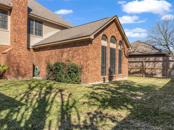 14203 Verde Mar Lane, Houston TX 77095