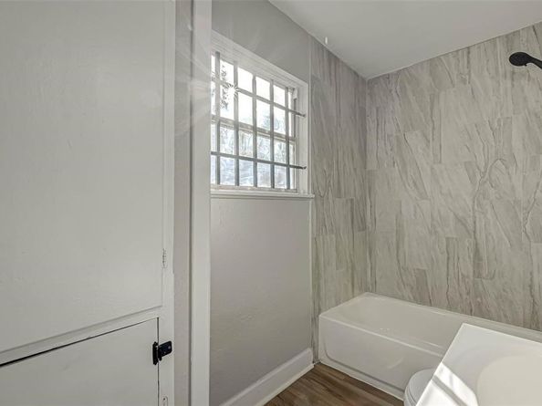 5102 Lyndhurst Drive, Houston TX 77033