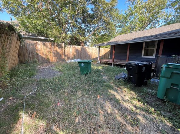 1607 Chapman Street, Houston TX 77009