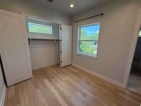 3509 Oak Springs DR A, Austin TX 78721