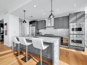 200 Congress Ave 32SE, Austin TX 78701