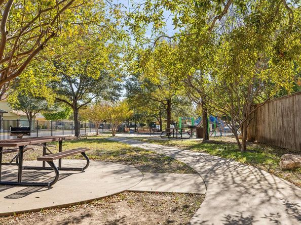 9301 Sweetgum DR 149, Austin TX 78748