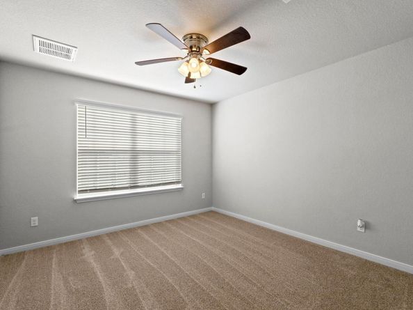 1042 Gaelic DR, Georgetown TX 78626