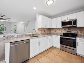 2304 Melissa Oaks LN, Austin TX 78744
