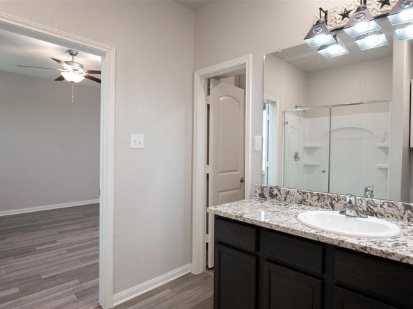 521 Congress WAY, Liberty Hill TX 78642