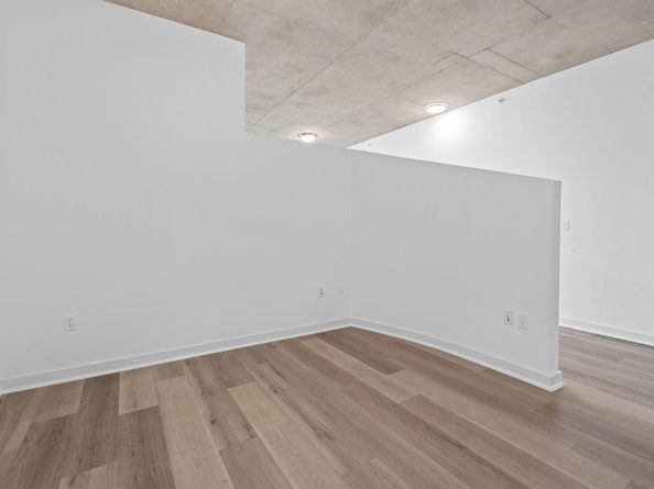 360 Nueces ST 1703, Austin TX 78701