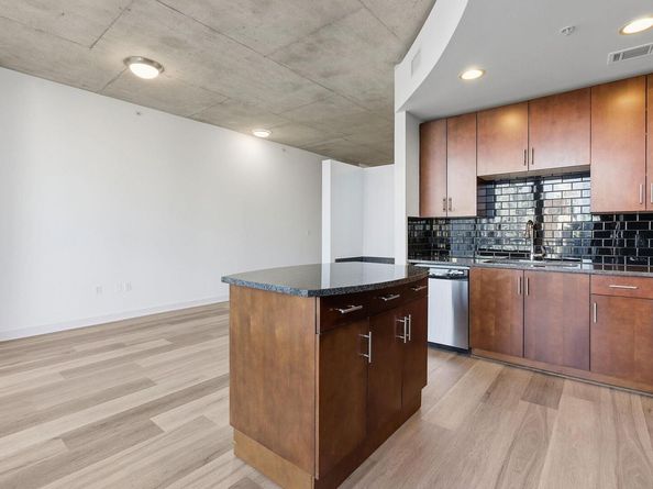 360 Nueces ST 1703, Austin TX 78701