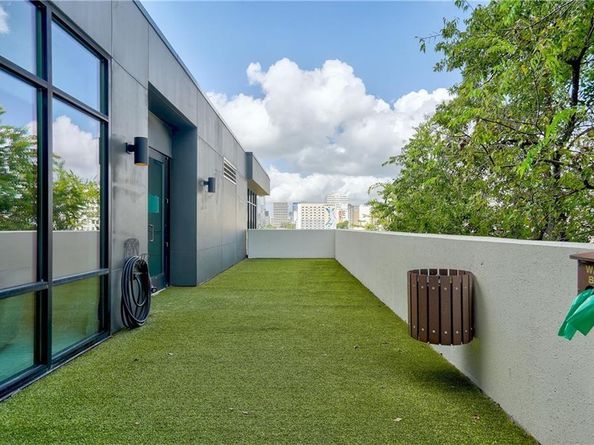 800 Embassy DR 319, Austin TX 78702