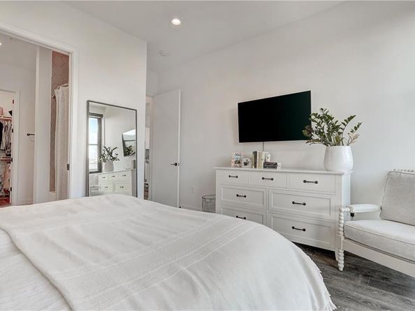 800 Embassy DR 319, Austin TX 78702