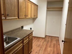 203 Oakwood DR, Georgetown TX 78628