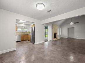 7502 Chelmsford DR, Austin TX 78736