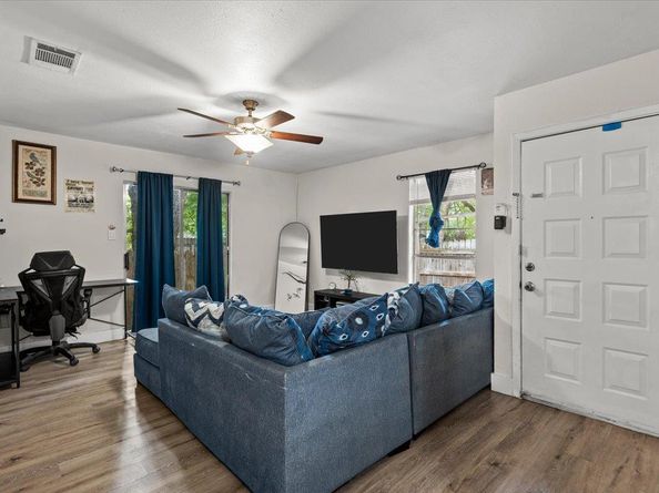 5104 Acorn CV, Austin TX 78744