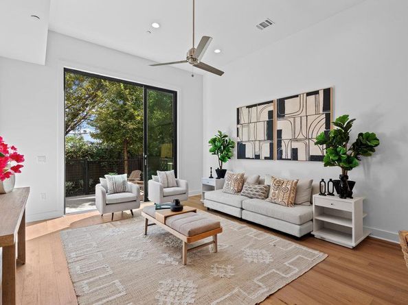 2505 Bluebonnet Ave 16, Austin TX 78704