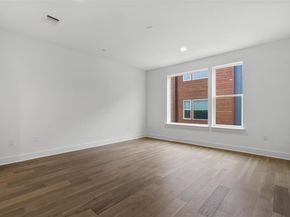 2505 Bluebonnet Ave 16, Austin TX 78704