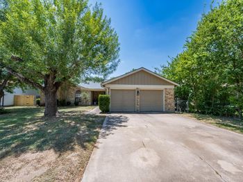 1503 Cricket Hollow DR