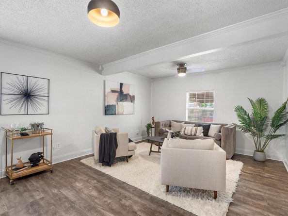 1125 Christie DR, Austin TX 78721