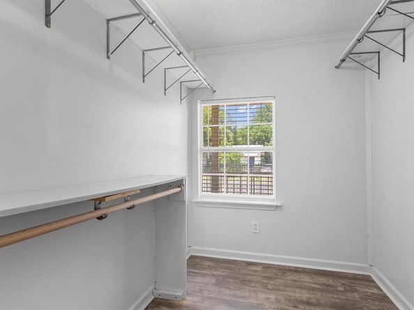 1125 Christie DR, Austin TX 78721