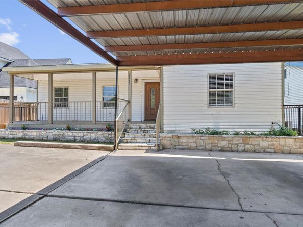 1125 Christie DR, Austin TX 78721