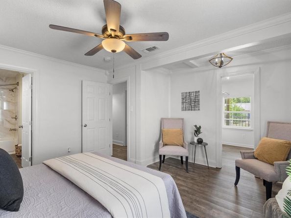 1125 Christie DR, Austin TX 78721