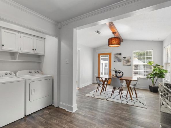 1125 Christie DR, Austin TX 78721