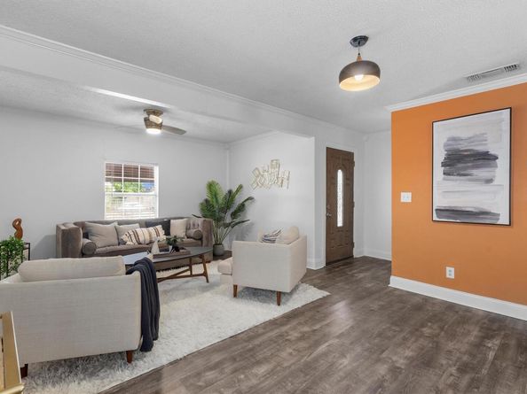 1125 Christie DR, Austin TX 78721
