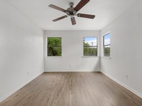 7825 Beauregard CIR 4, Austin TX 78745