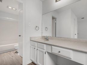 7825 Beauregard CIR 4, Austin TX 78745