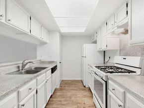 7825 Beauregard CIR 4, Austin TX 78745