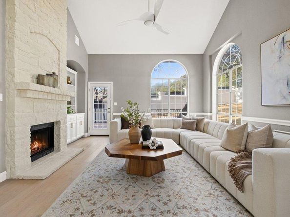 1815 Rue De St Tropez, Austin TX 78746