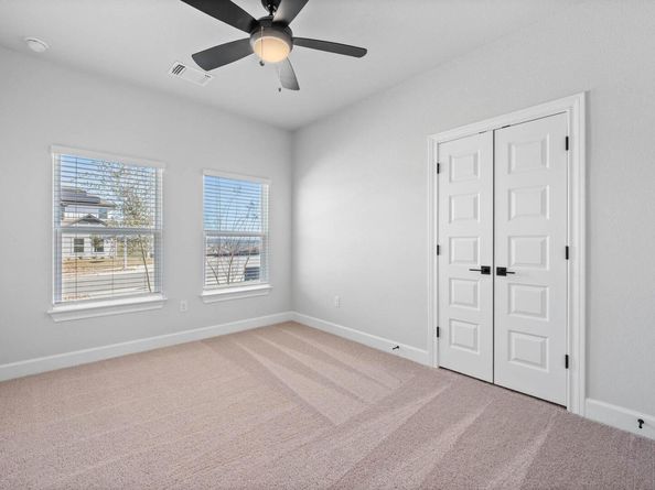 9708 Gladsome PATH, Manor TX 78653