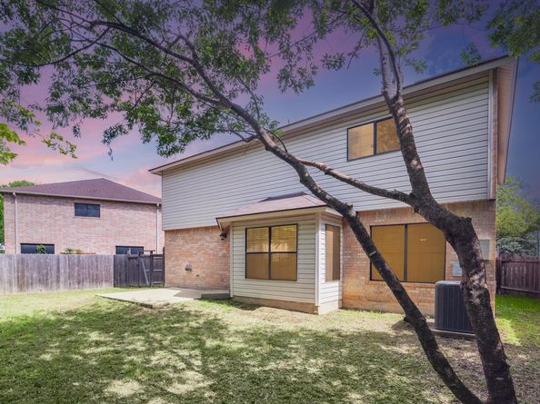 2417 Riker Ridge TRL, Austin TX 78748
