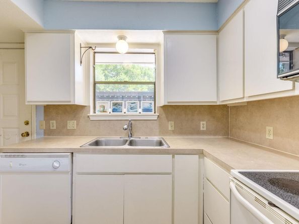 Undisclosed Address #1700649, Austin TX 78759