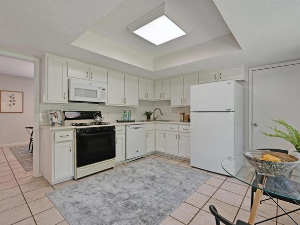 7304 Beckett RD, Austin TX 78749
