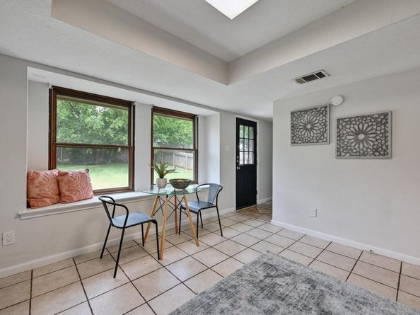 7304 Beckett RD, Austin TX 78749