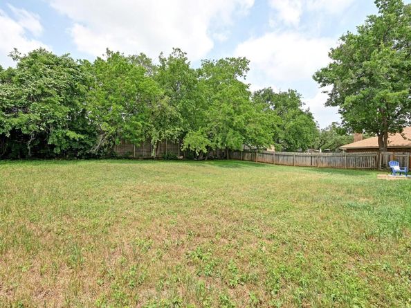 7304 Beckett RD, Austin TX 78749