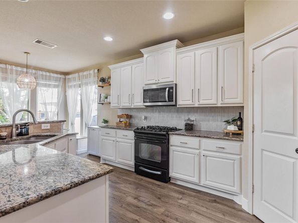607 Westbury LN, Georgetown TX 78633