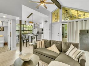 7122 Wood Hollow DR 8, Austin TX 78731